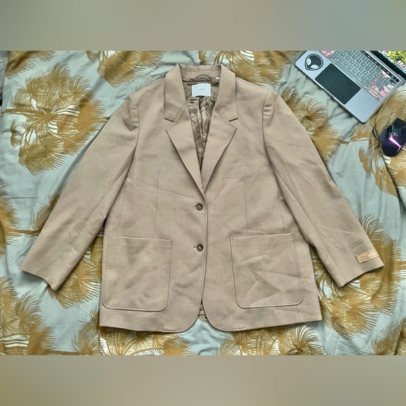 nwot Wilfred Content blazer xl Heather gold camel? (re)ssential fabric - Picture 3 of 5